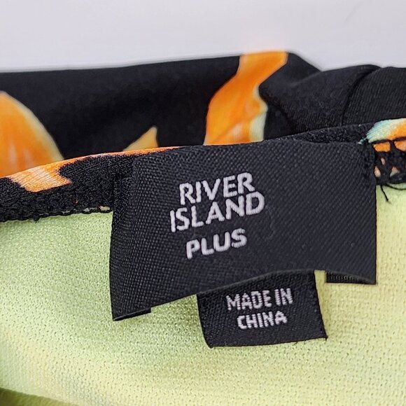 River Island Size 18 Plus Floral One Piece Swimsuit Keyhole Front NWOT - Picture 6 of 9